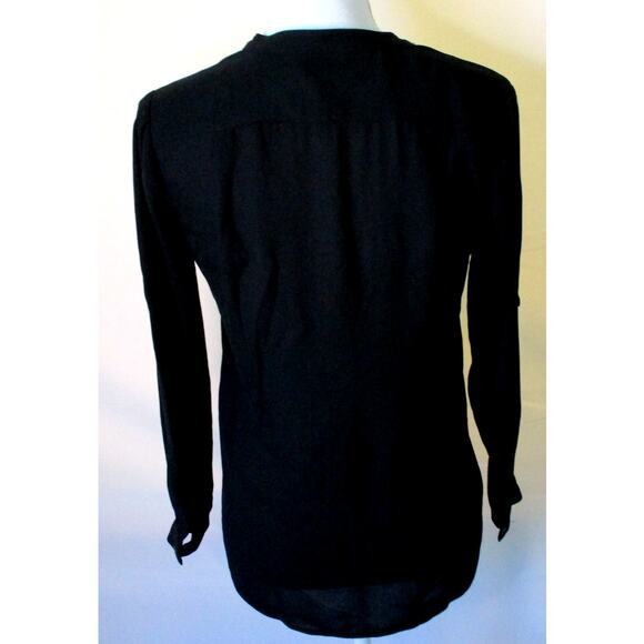 Banana Republic Women's Petite Black Long Sleeve Roll Tab Button Blouse Size XXS - Picture 5 of 9